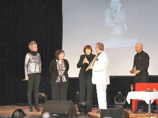 6-Bause Gala -goldene Henne 2